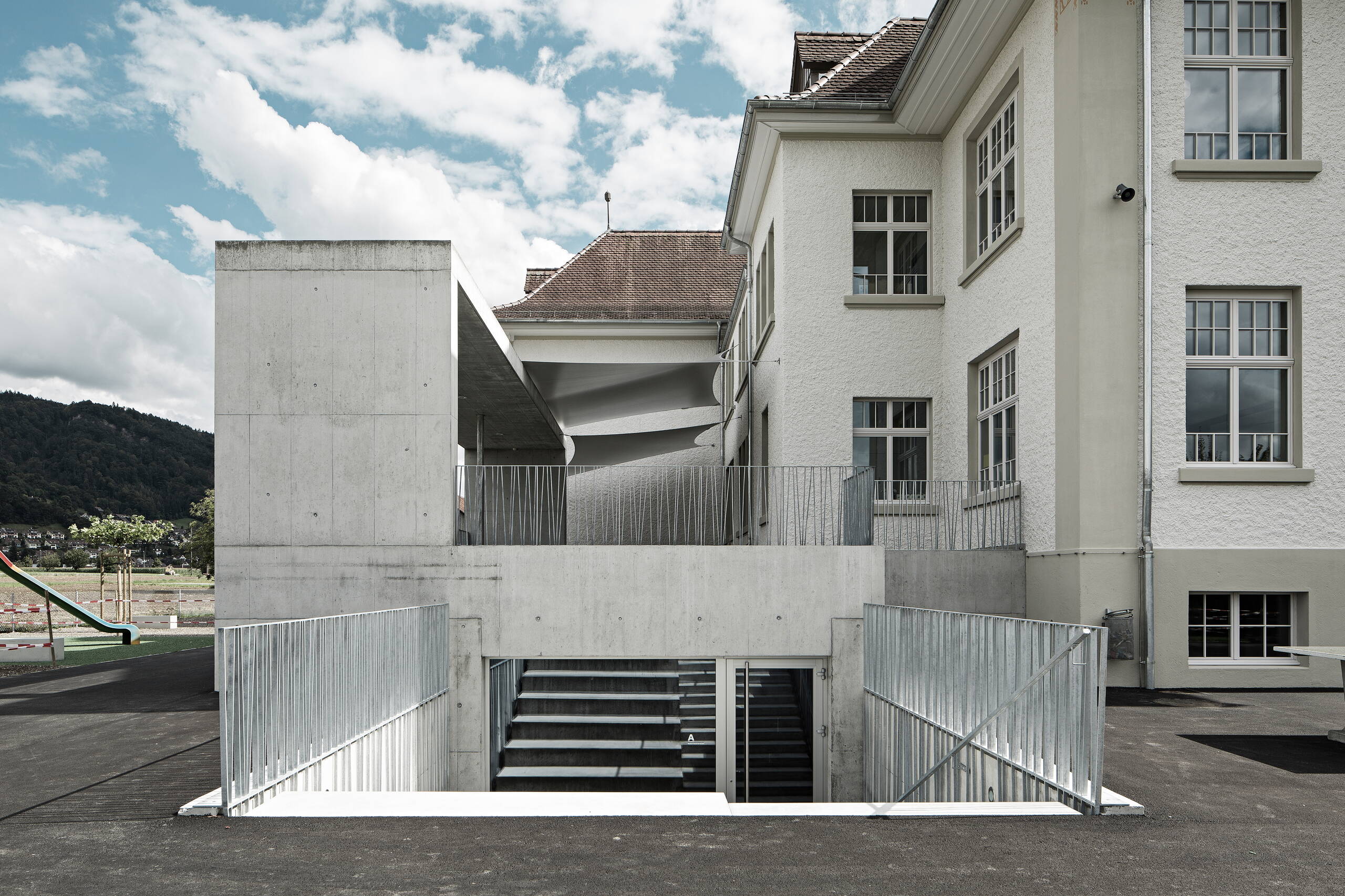 g3-marti-schulhaus-bernstrasse-01.jpg g3-marti-schulhaus-bernstrasse-01.jpg